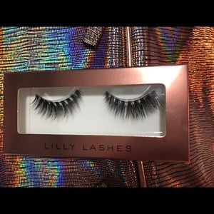 Lilly Lashes
